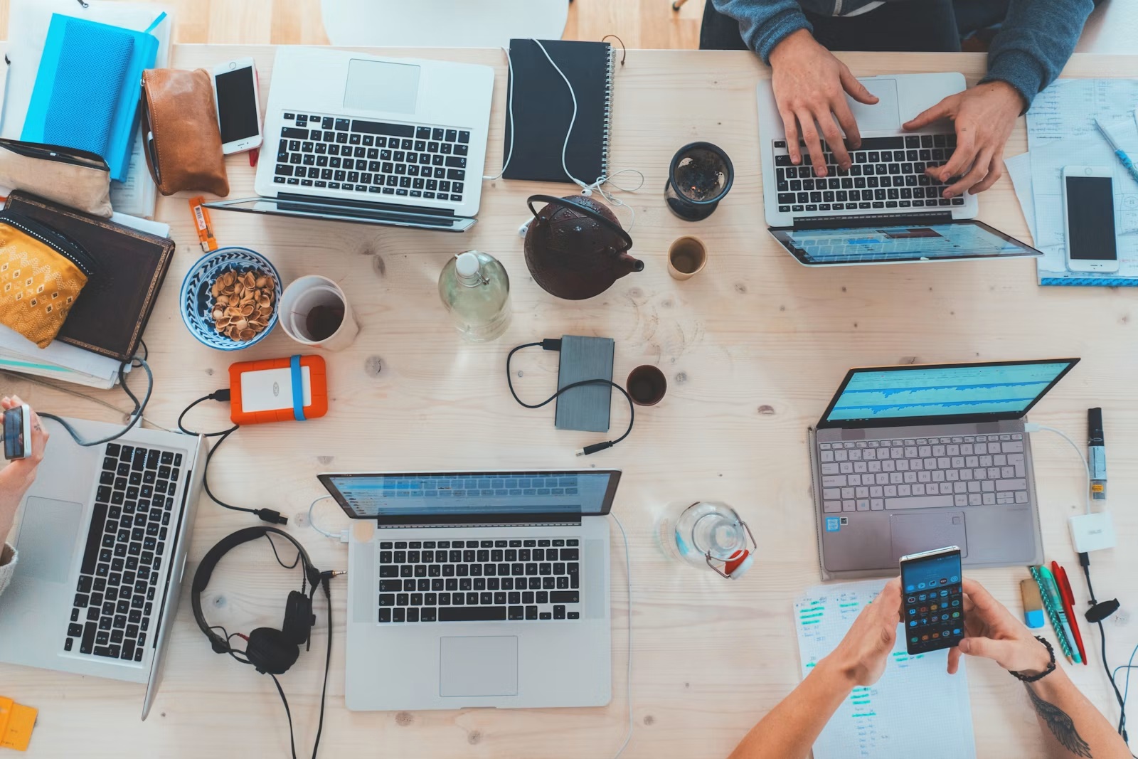 Hızlı, Güvenli ve Kolay Yönetilebilir Web Siteleri